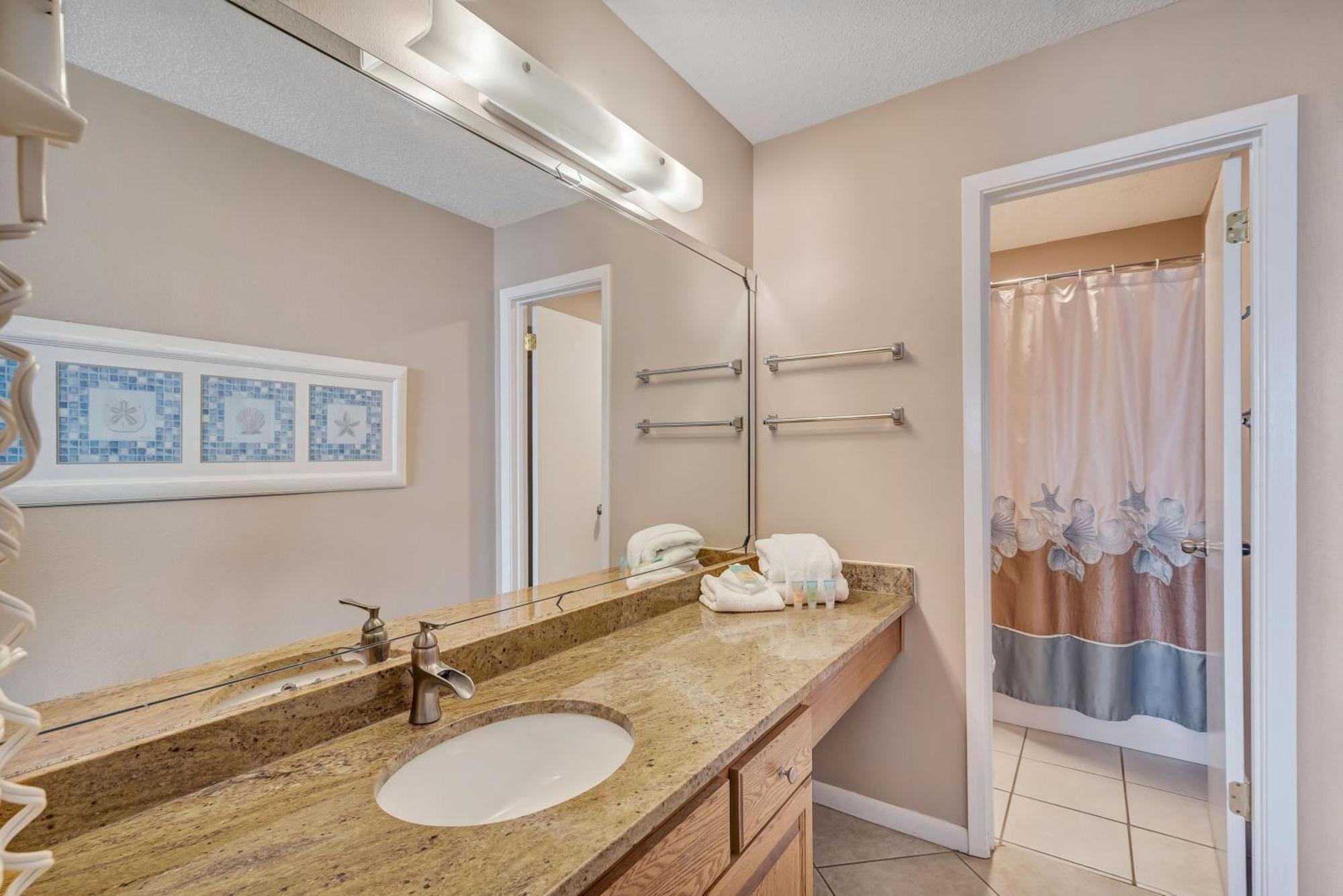 Phoenix 7 Unit 1210 Orange Beach Room photo